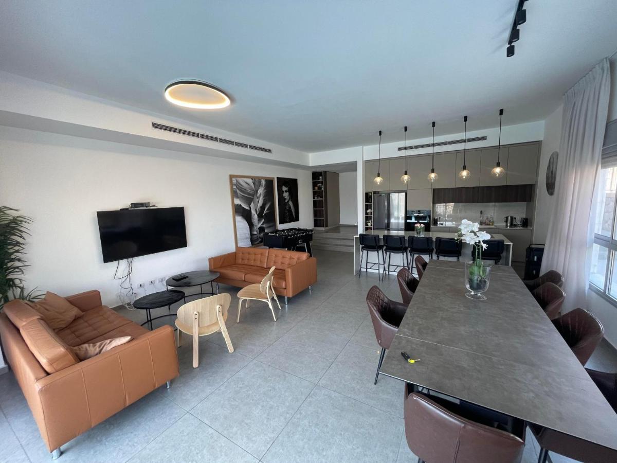לביא Lavie Villa *